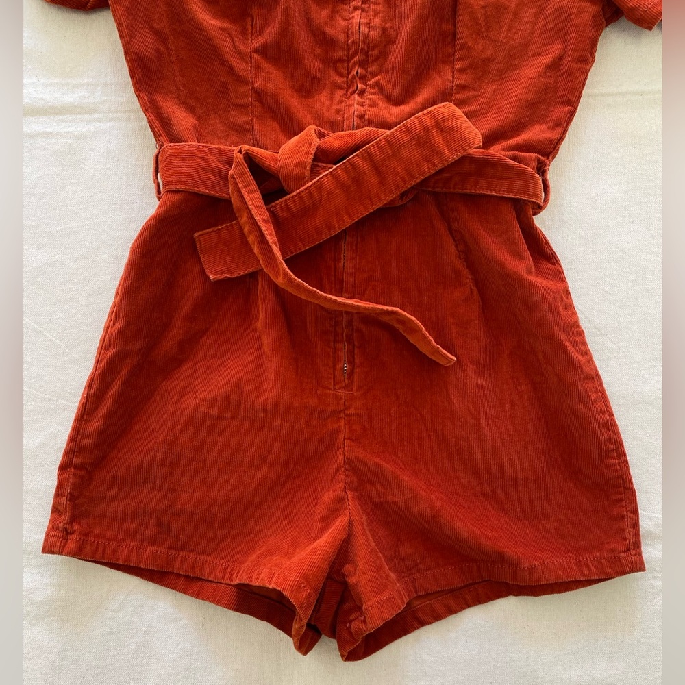 BDG Urban Outfitters Burnt Orange Corduroy Romper Zip Front Belted Size 0 - Picture 6 of 6
